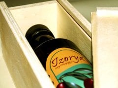 Erken Hasat Zeytinyağı Dorica Özel Ahşap Kutulu Kavak 0.5L
