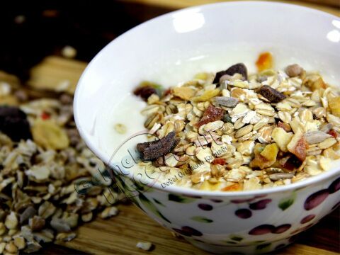 Müsli Meyveli 400g
