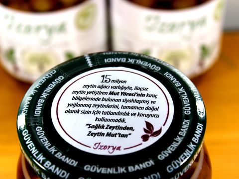 Doğal Kırma Siyah Zeytin 600G Cam Kavanoz