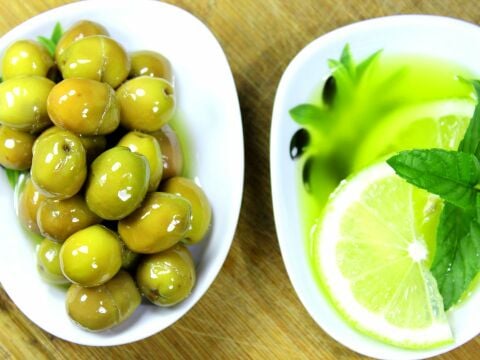 Taze Kırılmış Mut Zeytini (Acı) 2kg.